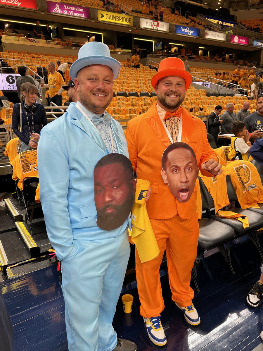 Kooo670002's tweet photo. Best thing I’ve seen tonight…. Dumb and Dumber at the Pacer game tonight! https://t.co/LKRt9YnLcq