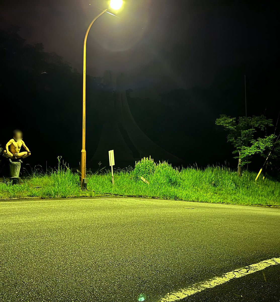 最近、外遊び欲が止まらん。オムツでもおもらしでもないけど。
目の前で見てほしい。一緒に愉しめるパートナー募集です。地域はDMにて。
＃野外露出