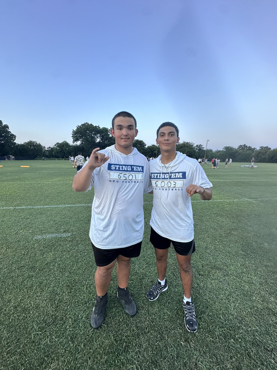 Eliuth Valenciano (@elivalenciano17) on Twitter photo After a great camp and a great discussion with <a href="/CoachFujiwara/">Coach Fujiwara</a> , I'm blessed to receive my first offer! <a href="/CoachGipson11/">Coach Gipson</a> <a href="/CoachGrimes74/">Lee Grimes</a> <a href="/loganflores78/">Logan Flores</a>
#AGTG #StingEm #GodsPlan After a great camp and a great discussion with <a href="/CoachFujiwara/">Coach Fujiwara</a> , I'm blessed to receive my first offer! <a href="/CoachGipson11/">Coach Gipson</a> <a href="/CoachGrimes74/">Lee Grimes</a> <a href="/loganflores78/">Logan Flores</a>
#AGTG #StingEm #GodsPlan