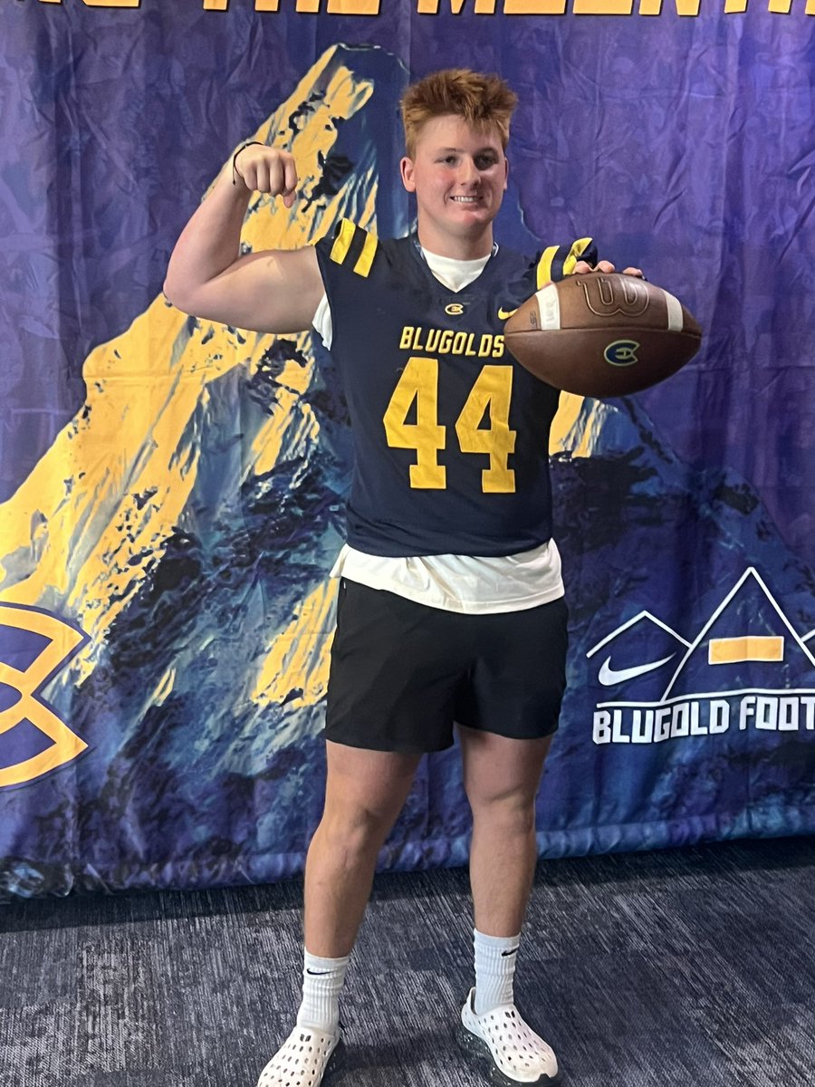 Jake Lind (@jacobl2007) on Twitter photo After a great junior day and conversation with <a href="/CoachE_Blugolds/">Rob Erickson</a>, I am honored to receive an offer to play for <a href="/UWECFootball/">Blugold Football</a>! Thank you so much for the opportunity!
<a href="/HubmenFootball/">Jordan Hubmen Football</a> <a href="/NWahlScouting/">Nate Wahl</a> <a href="/PrepRedzoneMN/">Prep Redzone Minnesota</a> <a href="/OJW_Scouting/">PrepRedzone Oliver</a>
<a href="/CoachLangStrong/">Ricky Lang</a> After a great junior day and conversation with <a href="/CoachE_Blugolds/">Rob Erickson</a>, I am honored to receive an offer to play for <a href="/UWECFootball/">Blugold Football</a>! Thank you so much for the opportunity!
<a href="/HubmenFootball/">Jordan Hubmen Football</a> <a href="/NWahlScouting/">Nate Wahl</a> <a href="/PrepRedzoneMN/">Prep Redzone Minnesota</a> <a href="/OJW_Scouting/">PrepRedzone Oliver</a>
<a href="/CoachLangStrong/">Ricky Lang</a>