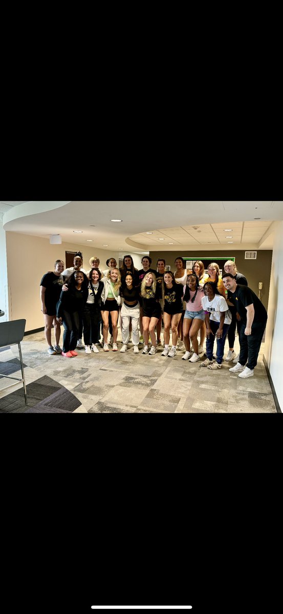 LaylaHays2's tweet image. Move in✅