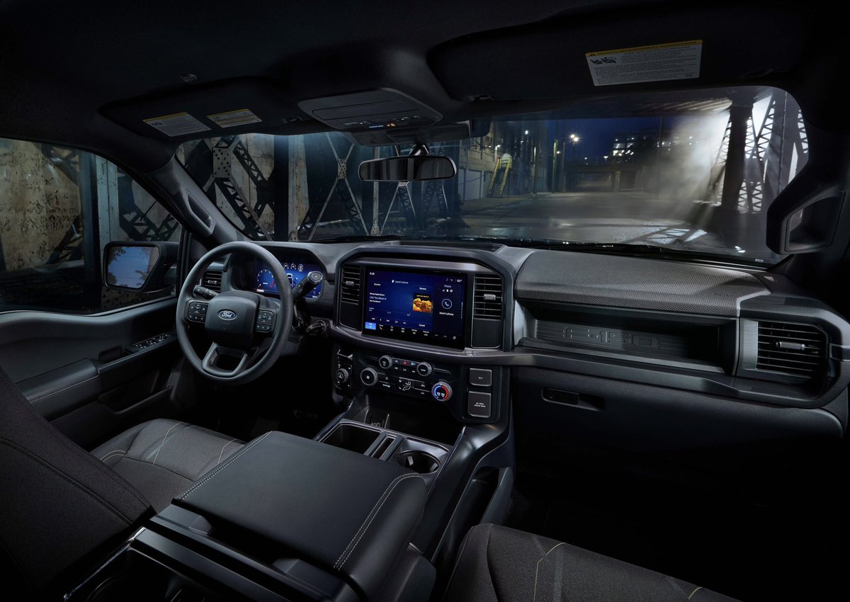 AutoDinámico (@autodinamicomx) on Twitter photo La <a href="/Ford/">Ford Motor Company</a> F-150 Lobo regresa con un estilo urbano. Parte de la versión STX y equipa un motor V8 de 5.0 litros con 400 hp. Incluye tracción 4x4 y caja automática de dos velocidades…🛻🏔️
Conoce más detalles aquí: autodinamico.mx/2025/06/13/for… La <a href="/Ford/">Ford Motor Company</a> F-150 Lobo regresa con un estilo urbano. Parte de la versión STX y equipa un motor V8 de 5.0 litros con 400 hp. Incluye tracción 4x4 y caja automática de dos velocidades…🛻🏔️
Conoce más detalles aquí: autodinamico.mx/2025/06/13/for…