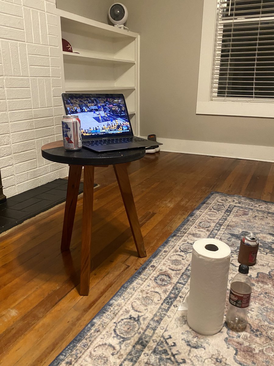 AssblasterRose's tweet image. Quite the setup we got going here. #TheBoysAreBackInTown