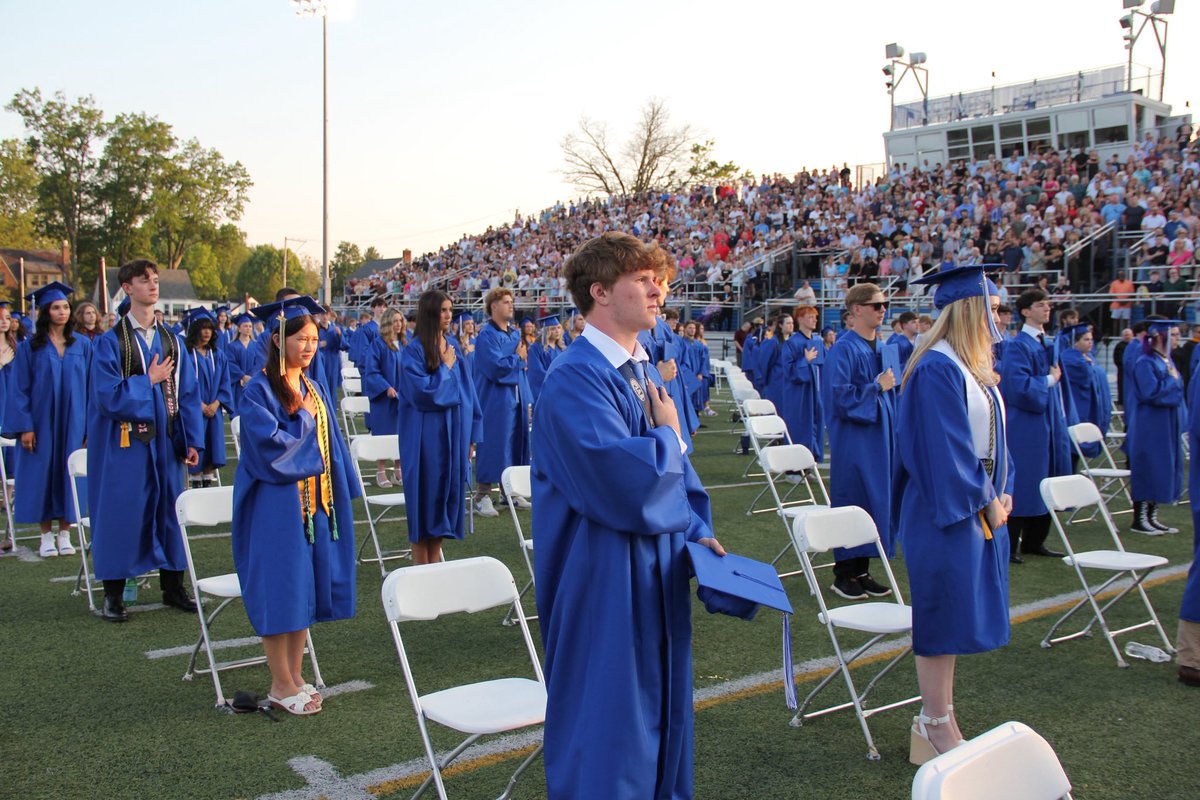 mfriedmanPGH's tweet image. 🎓✨ What a night! Last week, we had the honor of celebrating the @OfficialQCHS Class of 2025 with an unforgettable graduation ceremony.
From the cheers of family and friends to the heartfelt speeches and the proud smiles of our seniors—every moment reminded us why this community…