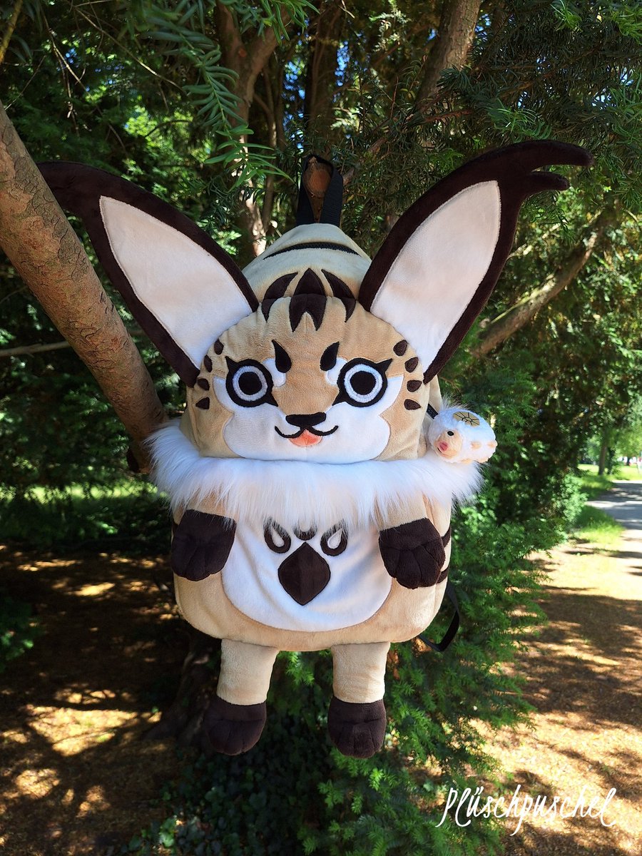 pluesch_puschel's tweet image. Thanks for all the love for Wildtail 🫰
Here take this, cause its dangerous to go alone 🐱
Monster Hunter Grimalkyne backpack 🔥