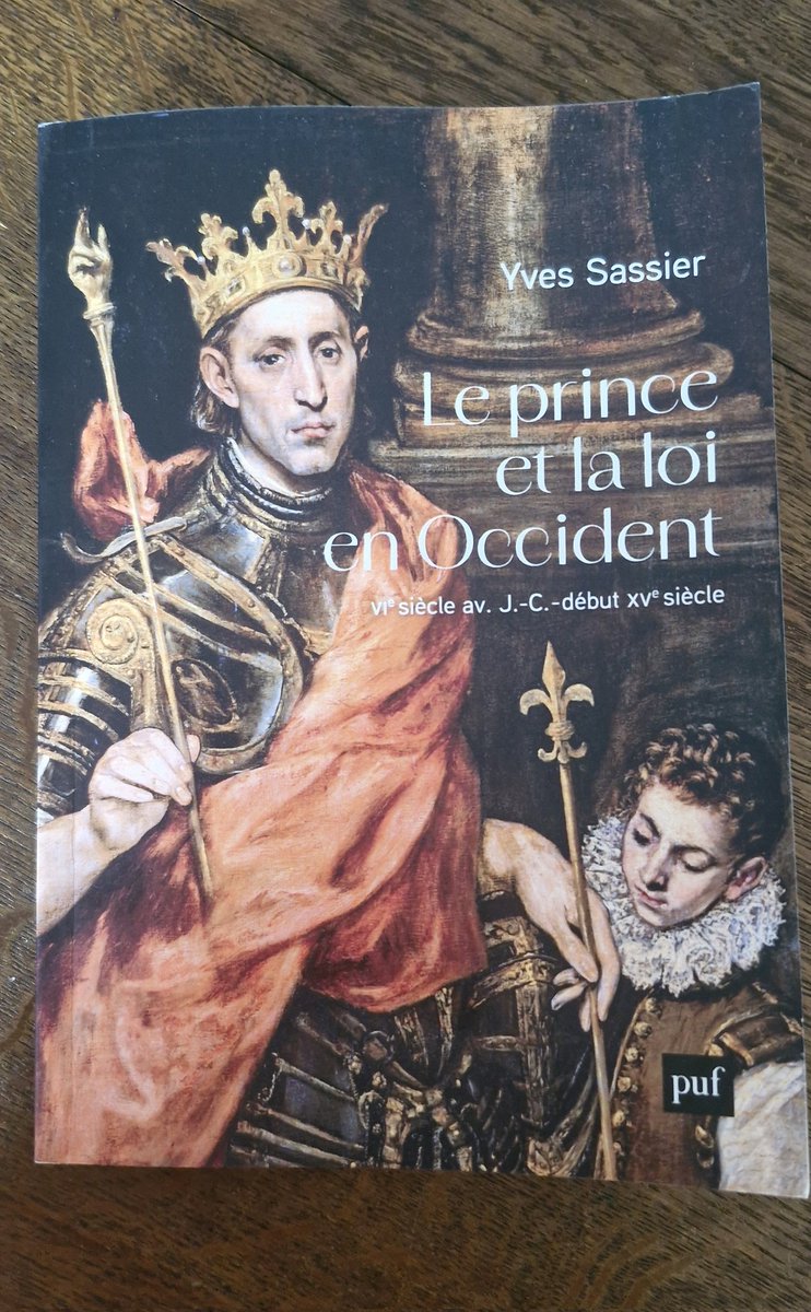 📚 VIENT DE PARAITRE | Un livre d'Yves Sassier est toujours un événement littéraire et l'assurance d'un plaisir intellectuel. Un sujet trop peu connu ici et pourtant décisif dans notre conception et perception du pouvoir <a href="/editions_PUF/">PUF</a>