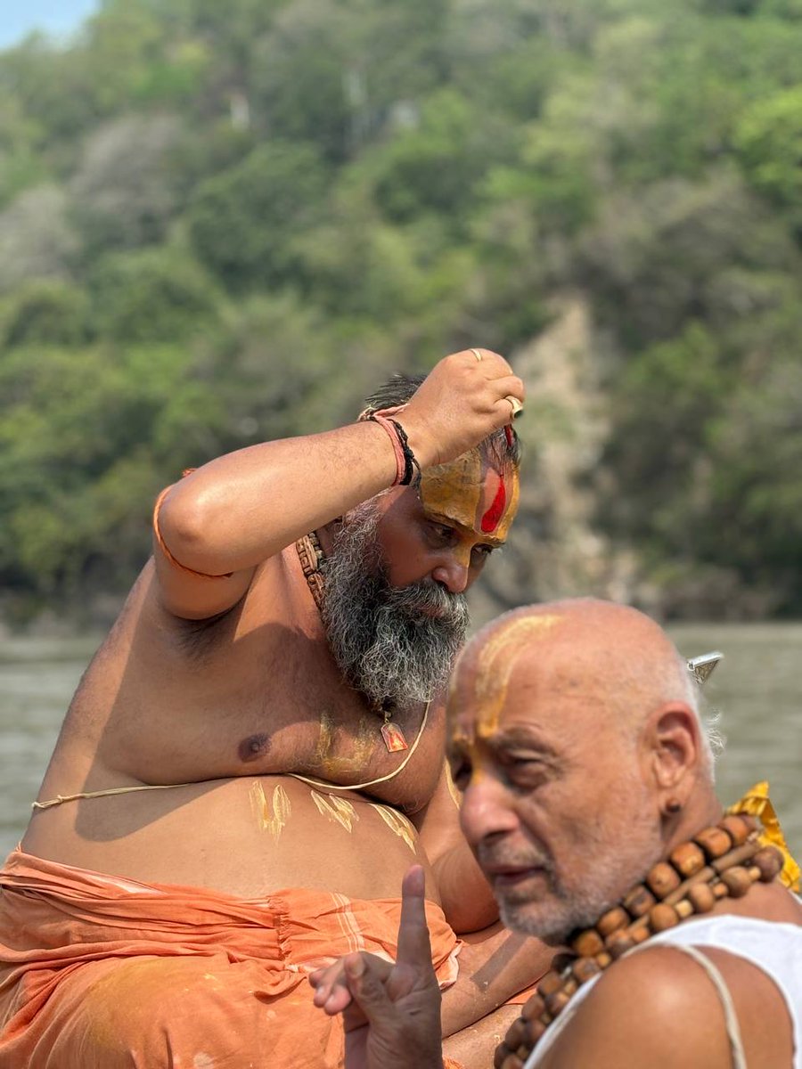 Surshyam_gau's tweet photo. ऋषिकेश से पूज्य महाराज जी का पावन सानिध्य !!

जय गौ माता !!जय गोपाल !!जय सूरश्याम

जो जहॉं है वही से गौ सेवा करे !!

Visit : https://t.co/WMbfm19UCd

#surshyam #rajendradasjimaharaj #vrindavan #gauseva #gaushala #goshala #onlinedonation #Gaaymaata #gaaymata https://t.co/OAosCyODzW