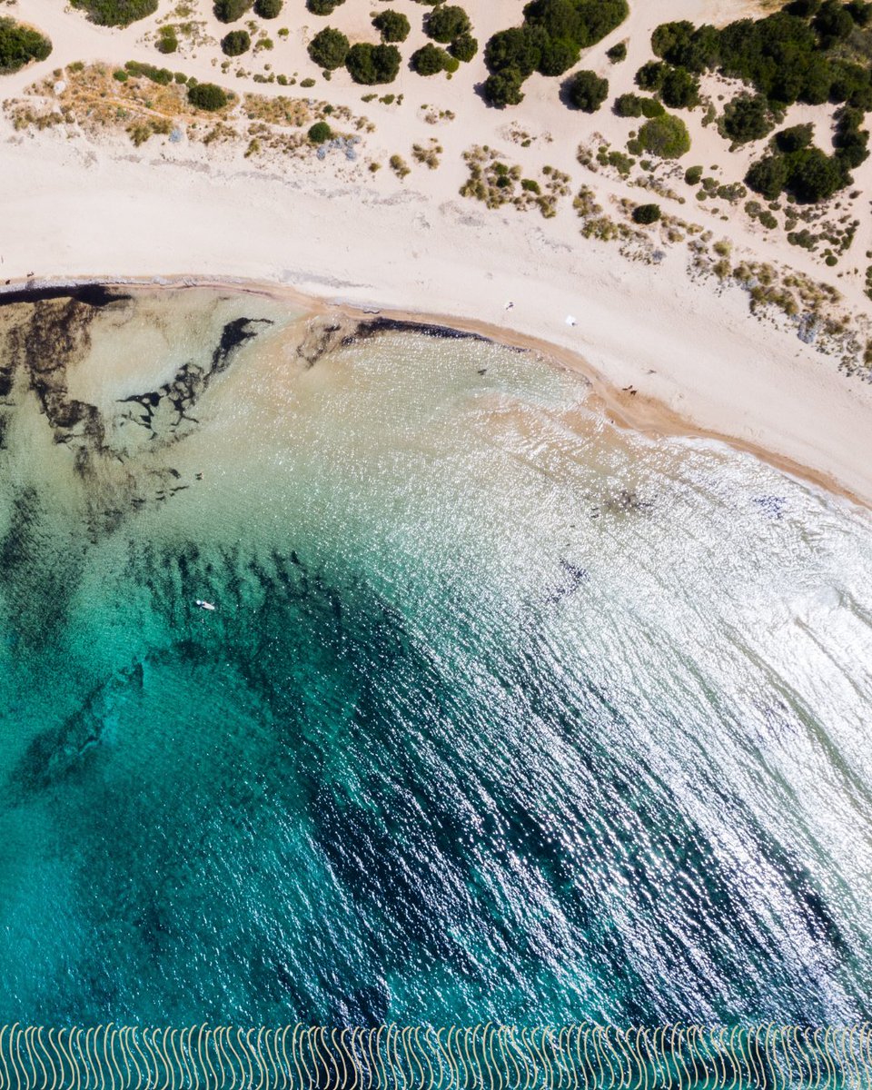 costanavarino's tweet image. In her latest feature for @Forbes, travel writer Robin Raven uncovers #CostaNavarino, a destination shaped by care for each guest, the land, and the stories that define #Messinia. Read the full article: forbes.com/sites/robinrav…