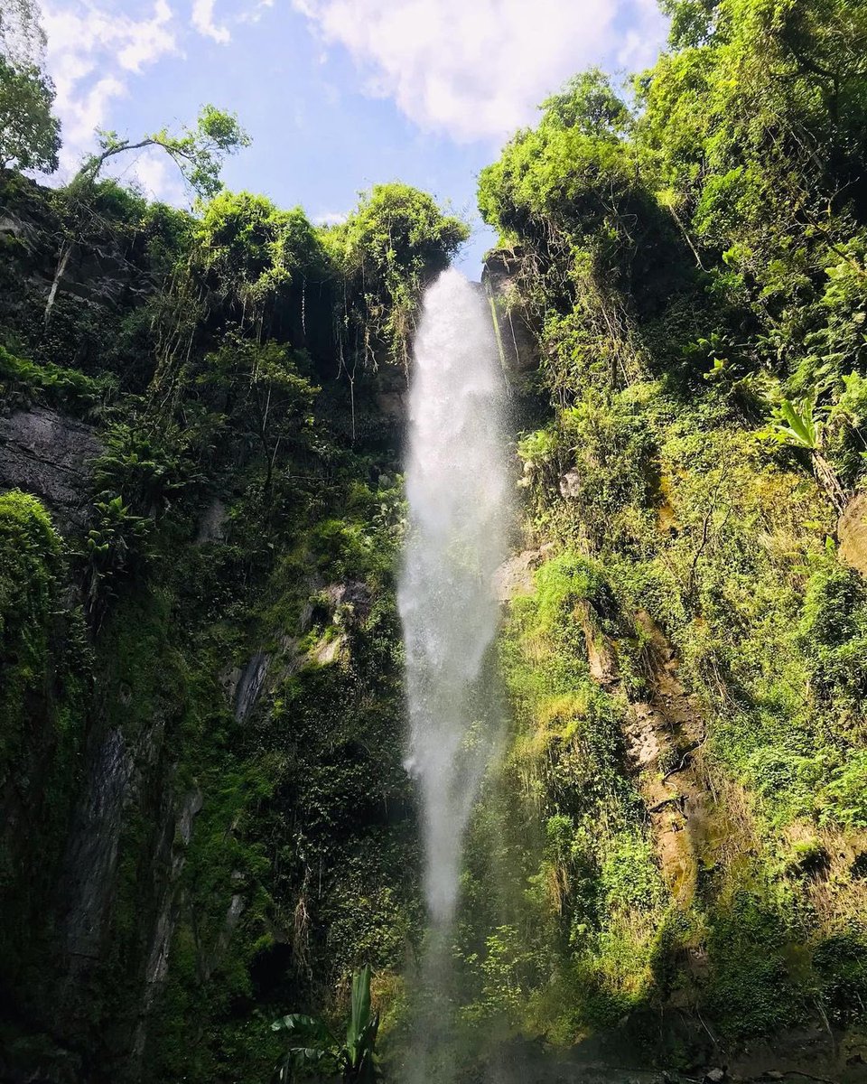 tonymaster01's tweet image. Best places for Date, Relaxation and Vacation in Arusha, Tanzania

10. Meru waterfalls