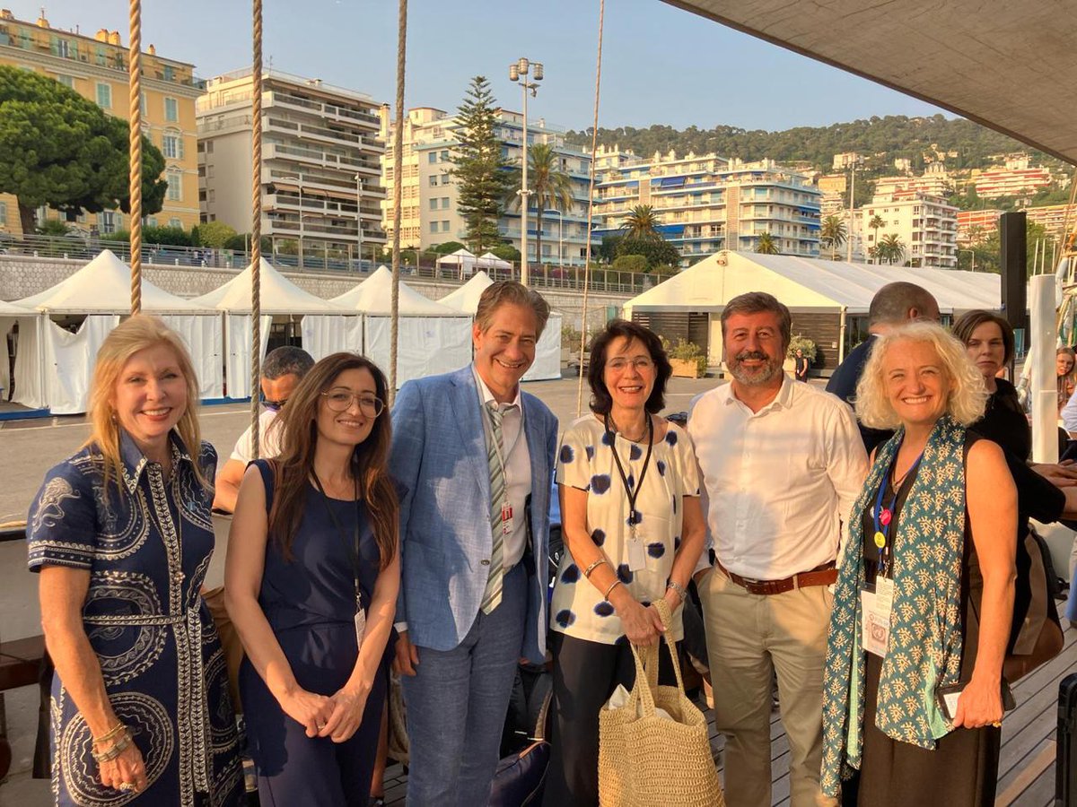 damanaki's tweet image. At #UNOceanConference #Nice with Peggy Kalas from HighSeas, Tiago Cunha CEOofOceanoAzulFoundation, Petros Varelidis, SecretaryGeneralofNatural EnvironmentandWaters, Katerina Korizi, HeadofOffice ofSecretary-General for NaturalEnvironmentandWater, HellenicMinofEnvironmentandEnergy