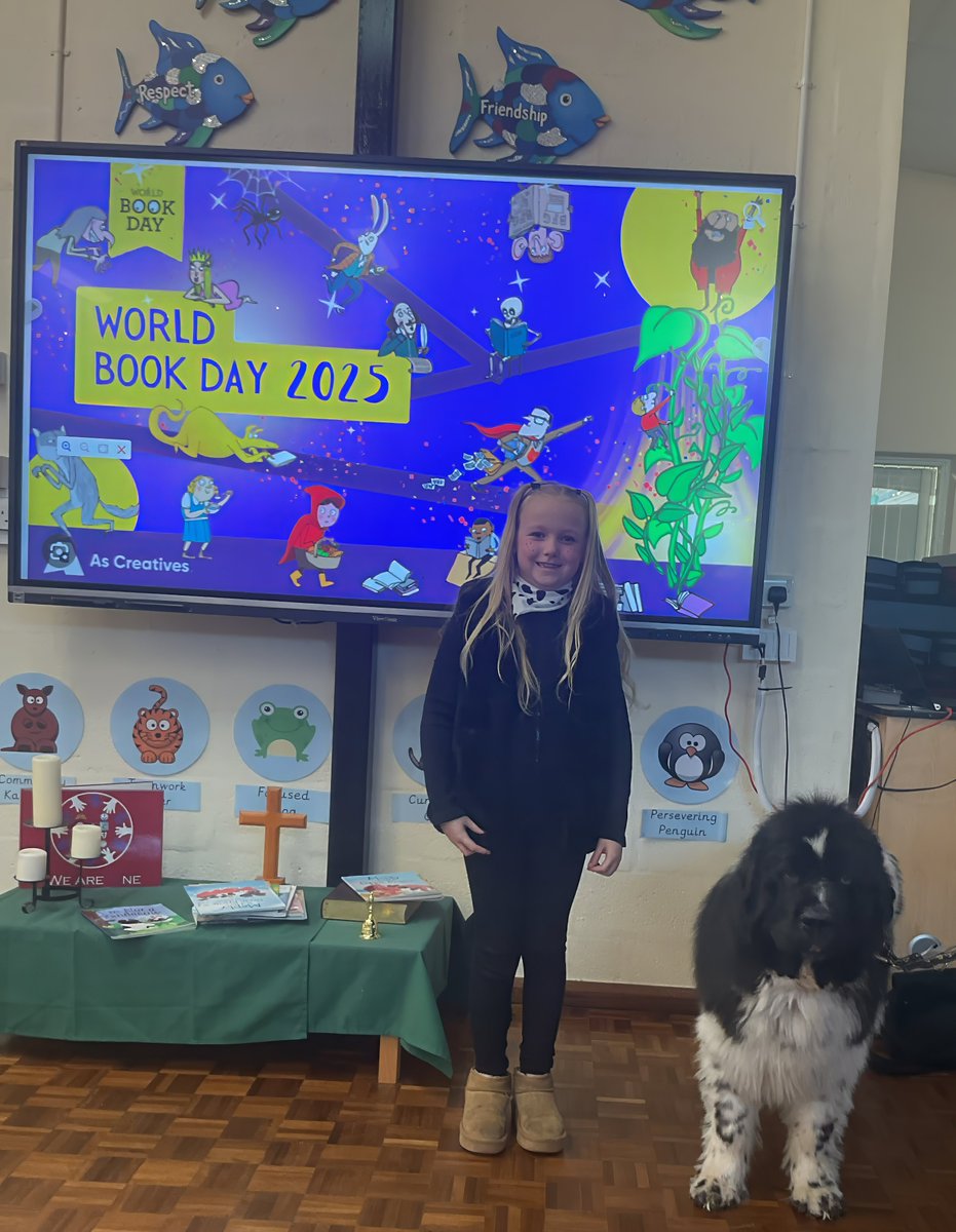 Montydogge's tweet image. And our final group of fab winners. The plan was to give the best one a personalised book but when we saw them we had to give them all one each...Bandit insisted.
#worldbookday2025 #Bandito