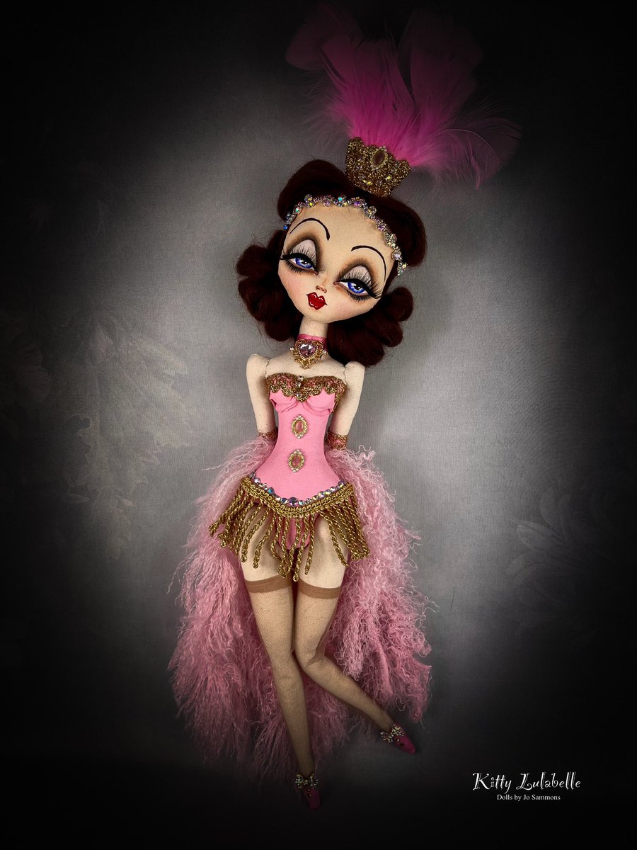 DamnatoDolls's tweet image. Handmade art dolls available in my Etsy shop damnatodolls.etsy.com #truevintage #UKSmallBiz #artdoll #etsyfind #shopindie