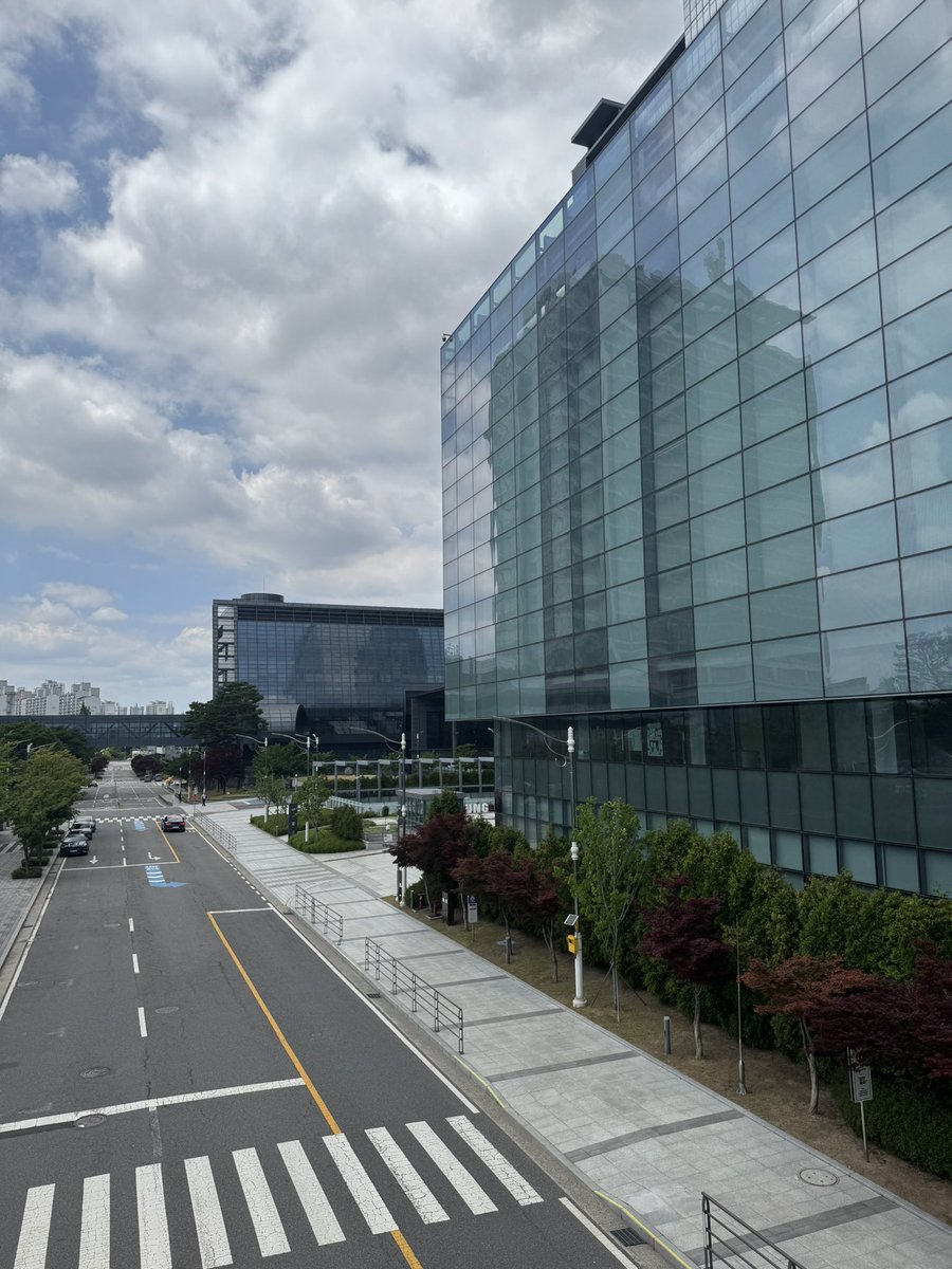 Omar Khan tweet media