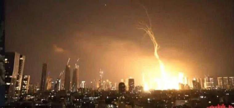 إيران قوية
إيران مقتدره
إيران موحده
إيران لديها قائد لا مثيل له في هذا العالم
إيران ترد الصاع صاعين
#إيران
#ليلة_الشهداء