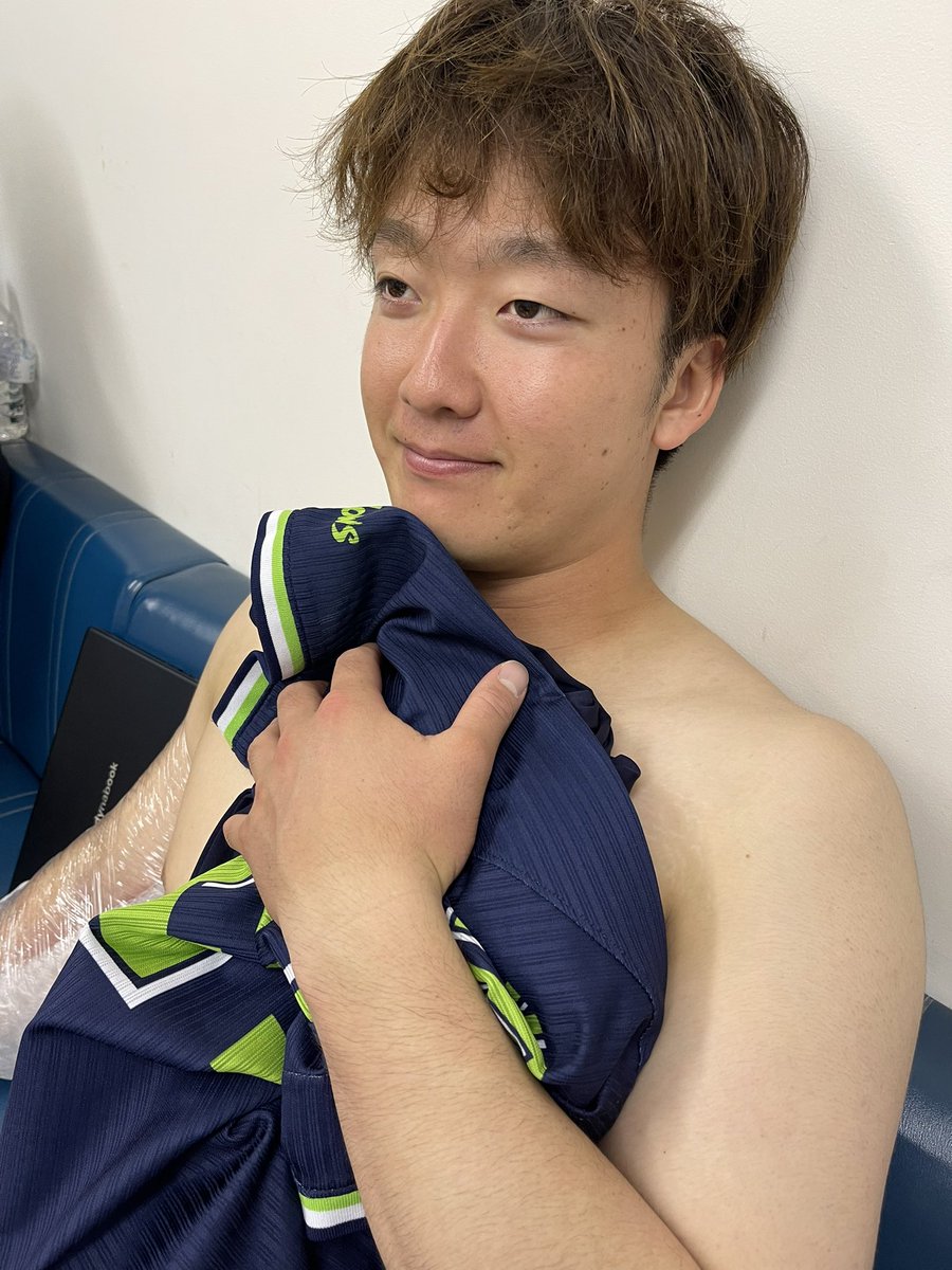 写真の田口麗斗コラ画です GtY7zXaaEAAsCtw.jpg