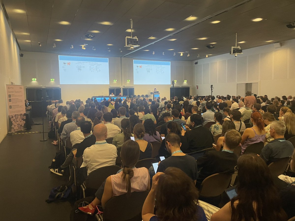 What a fantastic program for the YERM, now in Brown1+2 : the room is packed ! Come before it’s too late !

Current session being chaired by Lorenzo and Alyssa 🤩 

#EHA25