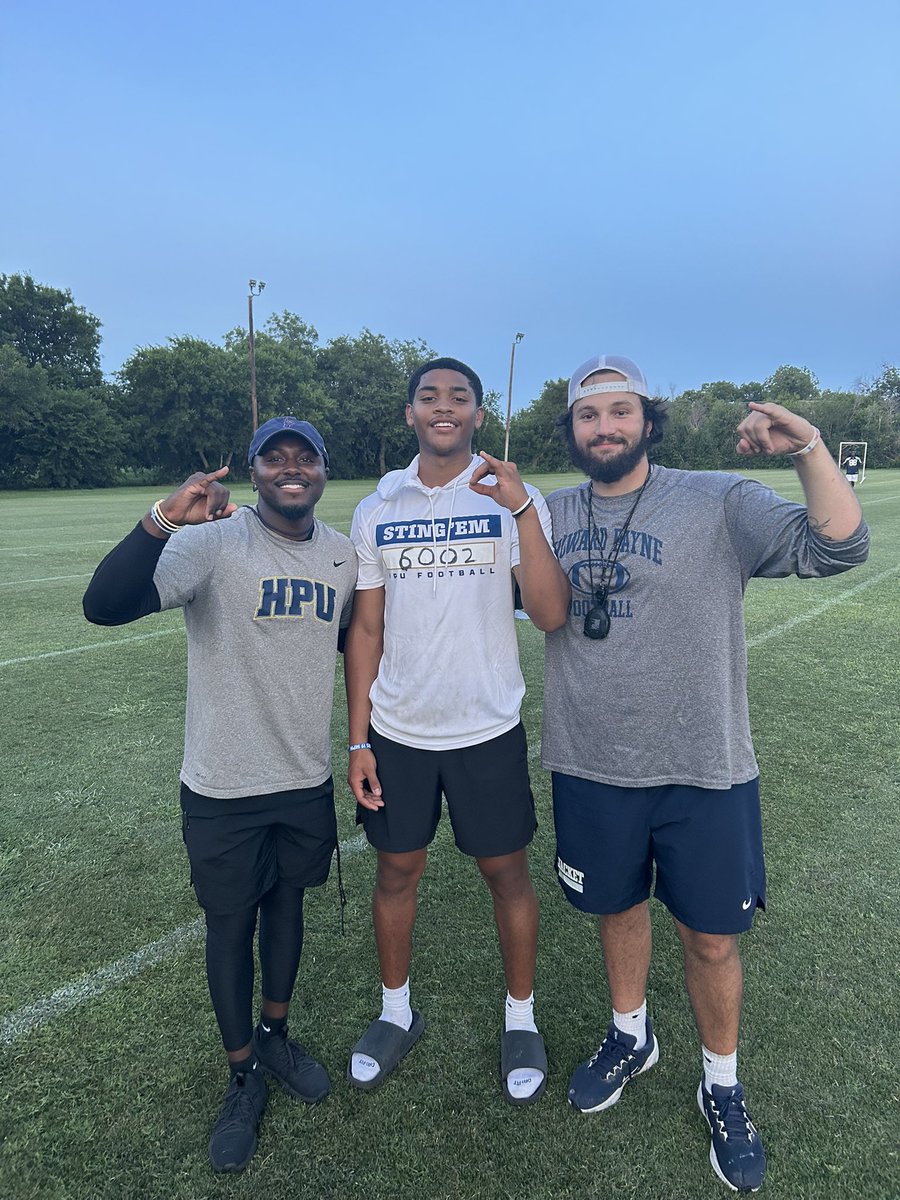 Jeremiah Wright (@jeremiahwe88042) on Twitter photo First and foremost I want to give all the honor to God for this special opportunity, Was an amazing experience at <a href="/HPUFootball/">Howard Payne University Football</a> camp and after a great conversation with <a href="/CoachDouglasIII/">James Douglas III</a> <a href="/jttesno/">Justin Tesno</a> , I am blessed to receive my first collegiate offer!
#AGTG
<a href="/TFNDFootball/">Tivy Football</a> First and foremost I want to give all the honor to God for this special opportunity, Was an amazing experience at <a href="/HPUFootball/">Howard Payne University Football</a> camp and after a great conversation with <a href="/CoachDouglasIII/">James Douglas III</a> <a href="/jttesno/">Justin Tesno</a> , I am blessed to receive my first collegiate offer!
#AGTG
<a href="/TFNDFootball/">Tivy Football</a>