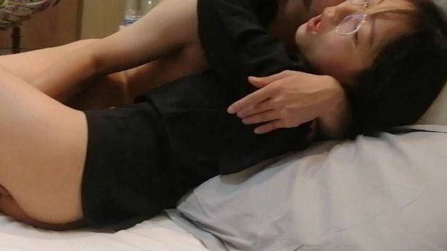 浙江最骚女老师堕落入狱 https://t.co/l51Flf5lZN