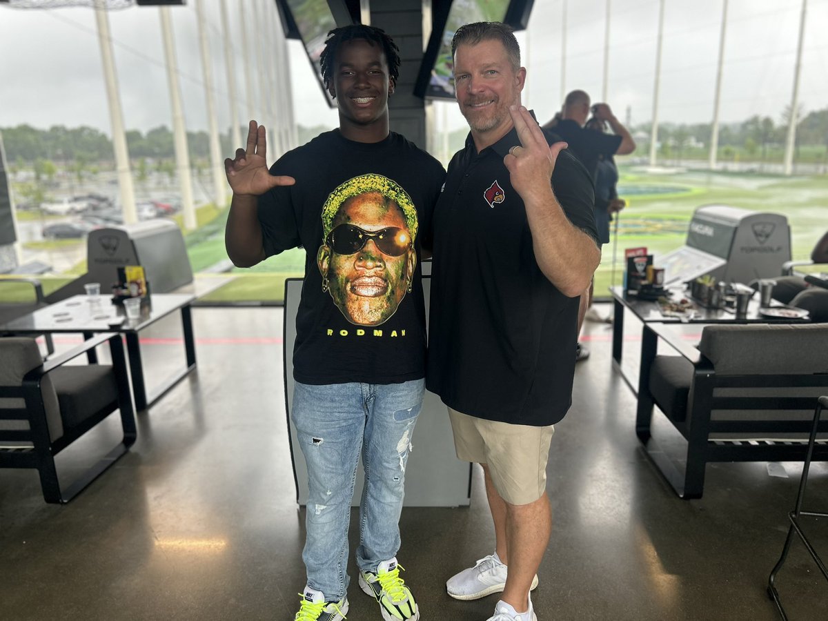 Had a blast at <a href="/LouisvilleFB/">Louisville Football</a> this weekend! <a href="/Coach_KThoma/">KT</a> <a href="/PalmettoFBall/">Palmetto Football</a>