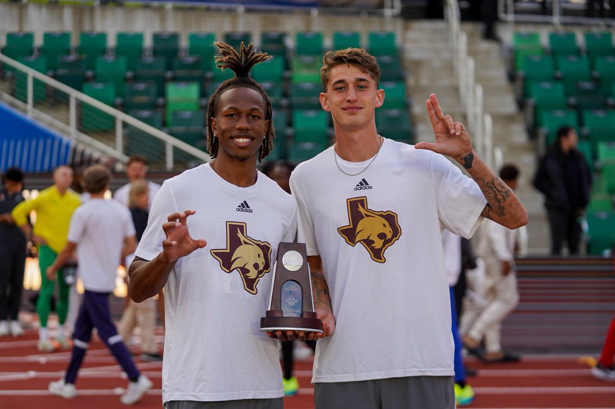 TXStateTrack's tweet image. Hold it up ⬆️🏆

#EatEmUp