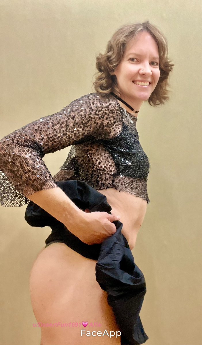 Desert_Allie's tweet photo. I feel like this skirt and top combo would lead to me being naughty 😈

#crossdress #crossdresser #femboy #sissy #sissyboy #sissyboi #sissygirl #feminization #chastity #skirts #UpskirtVoyeour https://t.co/olwTAdmOiD