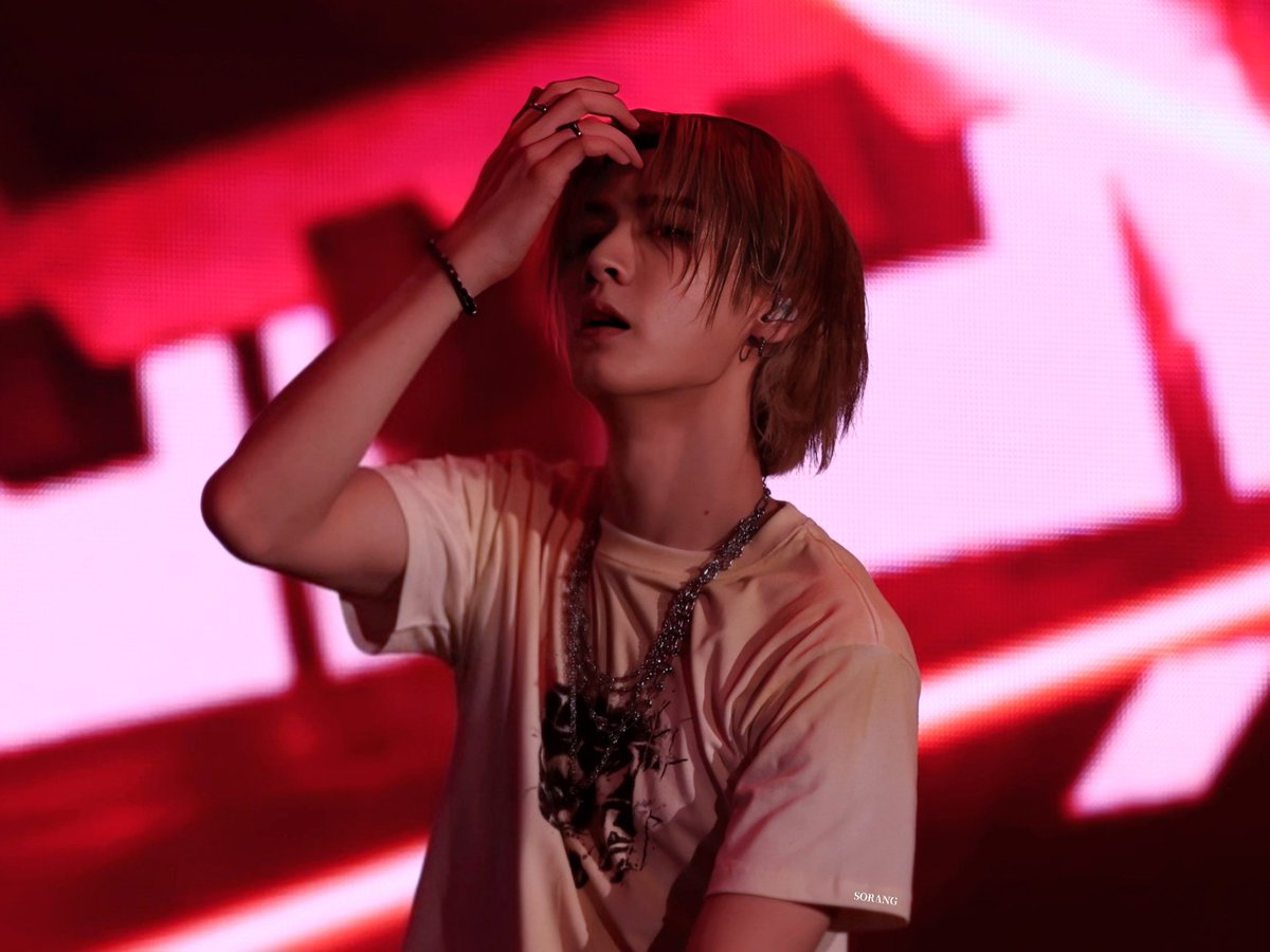 250531 위버스콘 weverse con 이한

#이한 #LEEHAN #イハン #ボーイネクストドア
#BOYNEXTDOOR  #보이넥스트도어
