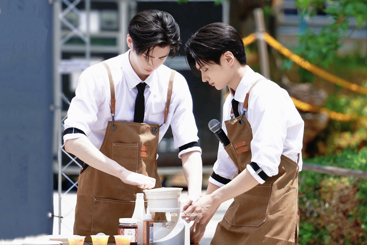 250614

#JAY #SUNGHOON #흑백즈 
#종성 #성훈 #ENHYPEN