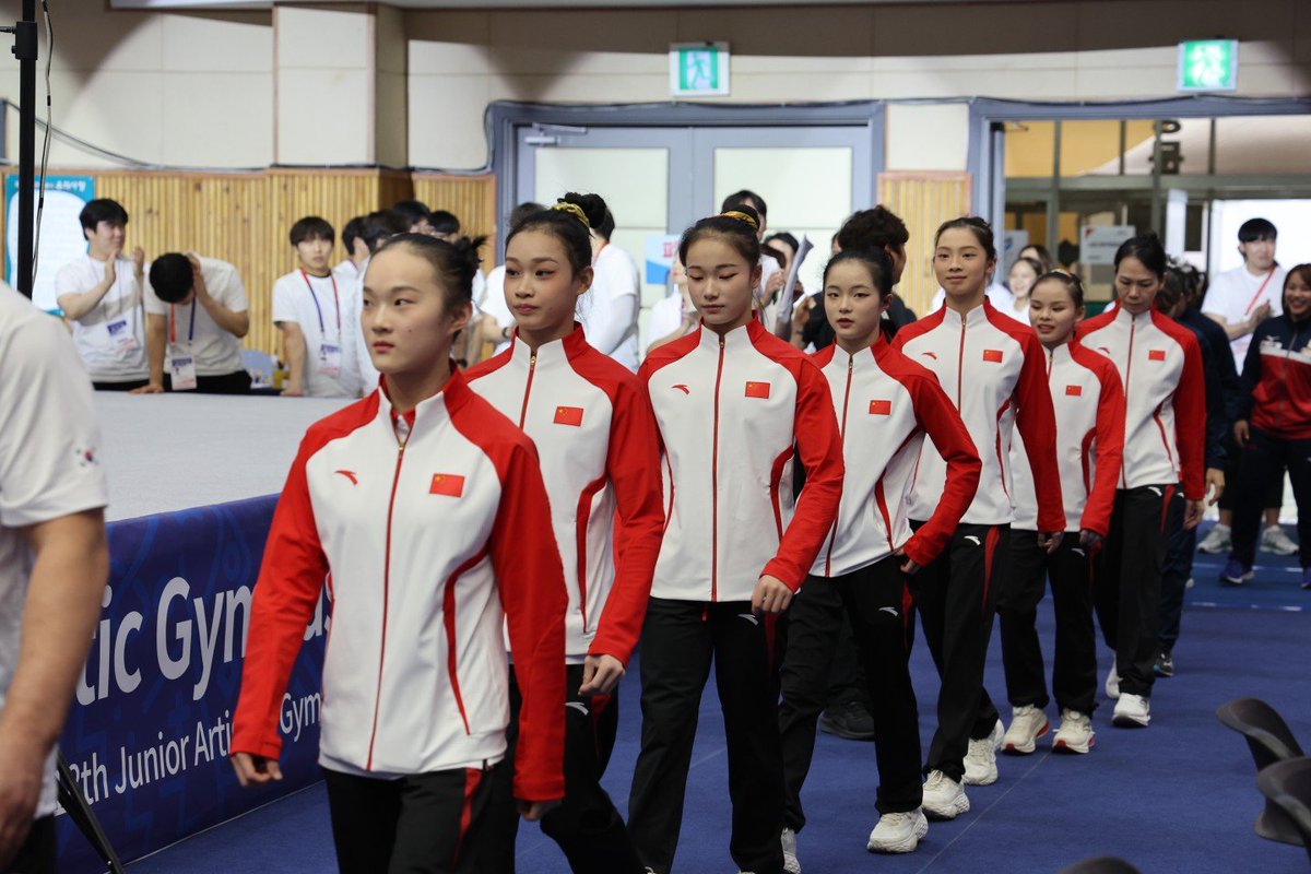 zhou yaqin, qin xinyi, jin xiaoxuan, zhang yihan, zhang kexin, and zhang xinyi (2025)