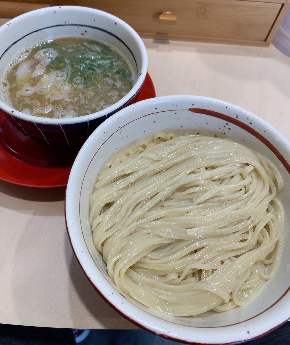 麺屋えぐち(奈良/京終)さんで｢味玉中華そば｣｢塩つけそば｣を戴きました♪
久しぶりのえぐちさん🍜🍥麺もスープも◎🙆‍♀️旨~~~っ💝旨~~~っ😍旨~~~っ😻堪らんね🐱💕😇