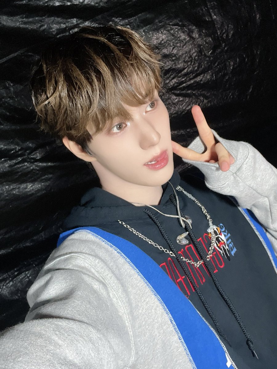 xikers_official's tweet photo. [#진식] 여수밤바다
💙함랑함둥💙
#xikers #싸이커스 https://t.co/2POluYmUTa