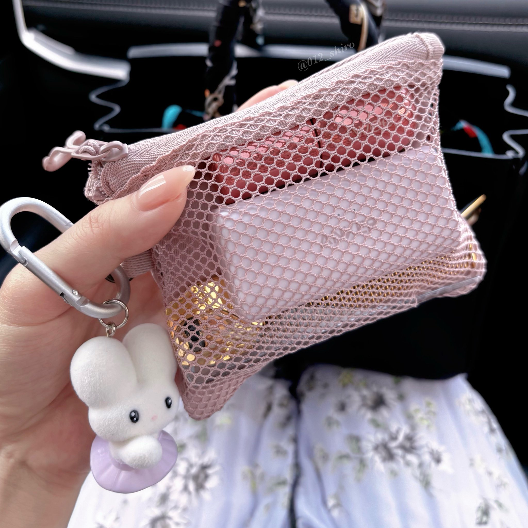 フリー出品出品② ベッツィ グレイッシュピンク 仕切りポーチ