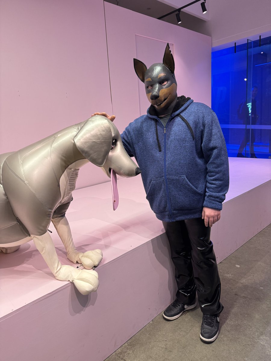 I got to meet Saedog! :3
<a href="/saeborg/">サエボーグ</a>