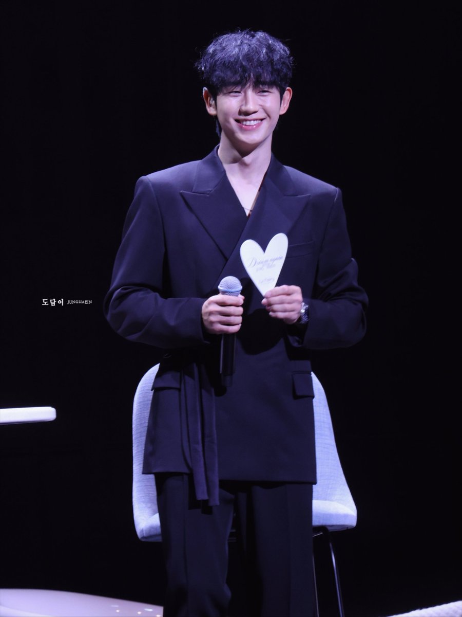 20250614  르페어리재팬 1부

정 사랑님❣️

#정해인  #해인 #JUNGHAEIN 
#르페어리  #르페어리재팬