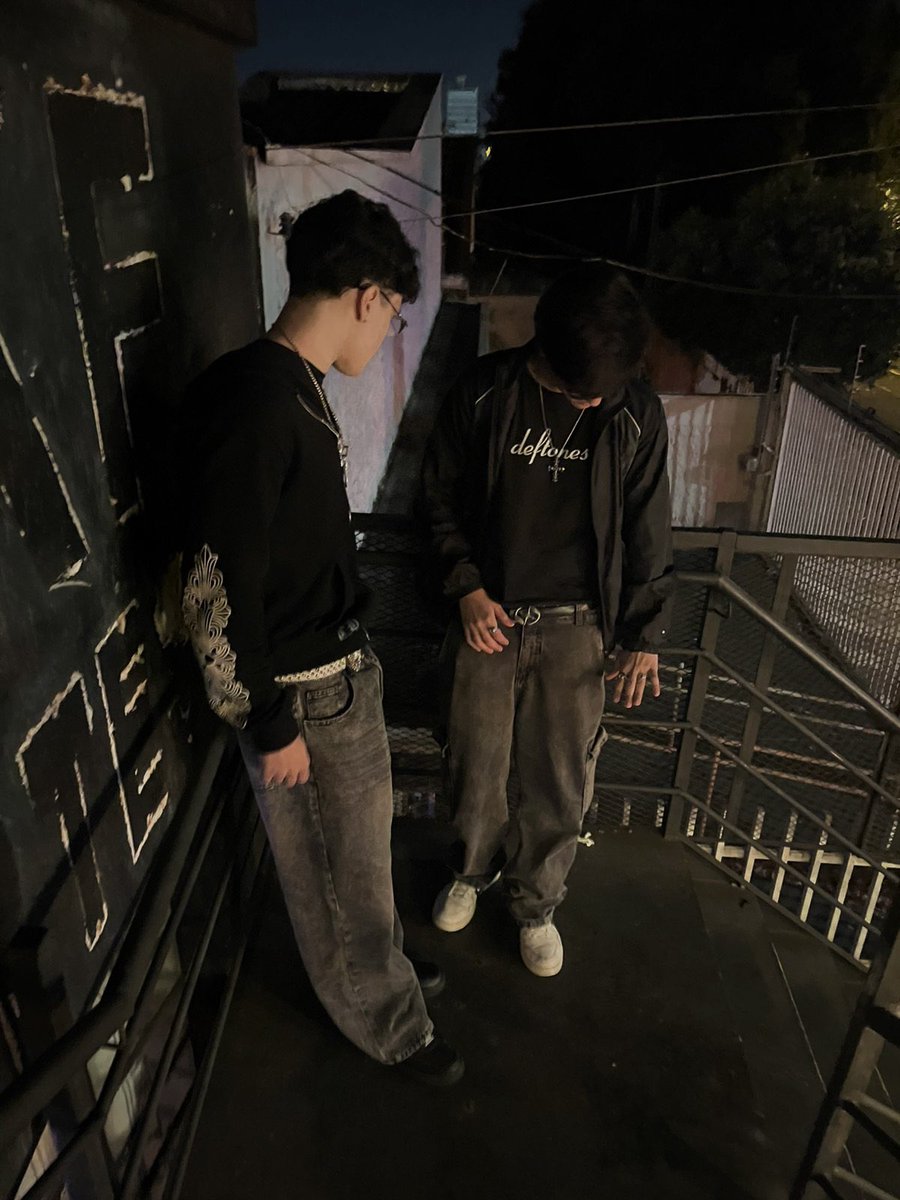 fudeum0dinha's tweet photo. #swagera
@victordalk ๐ https://t.co/xGvSZZV7MA