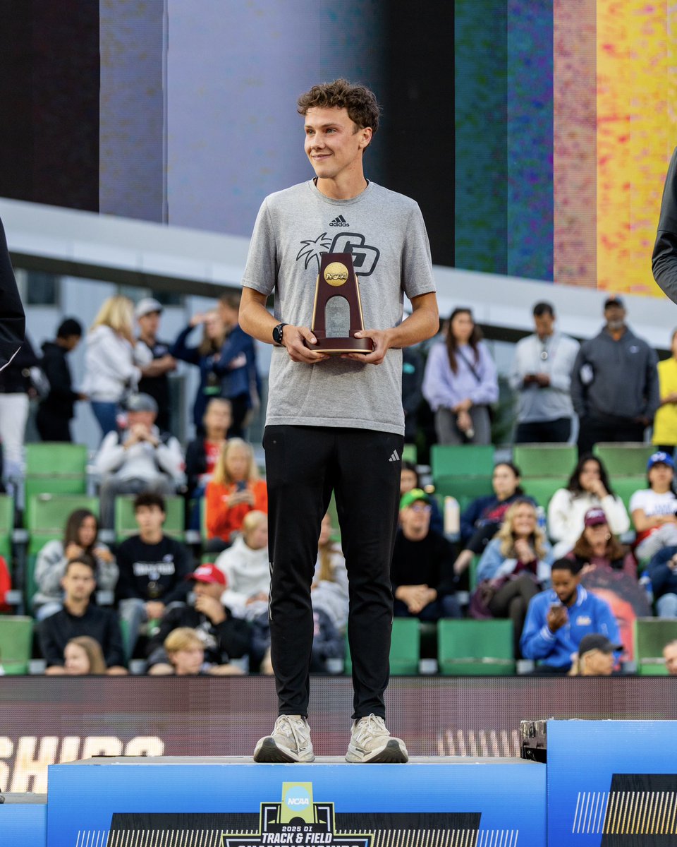Take a bow Aidan 👏

Two First Team All-American awards, two Big West titles, four school records and the fastest indoor 800 by an American in collegiate history. Truly one of the greatest track seasons in the history of our program … and he’s not done yet 👊

#RideHigh🐎👟