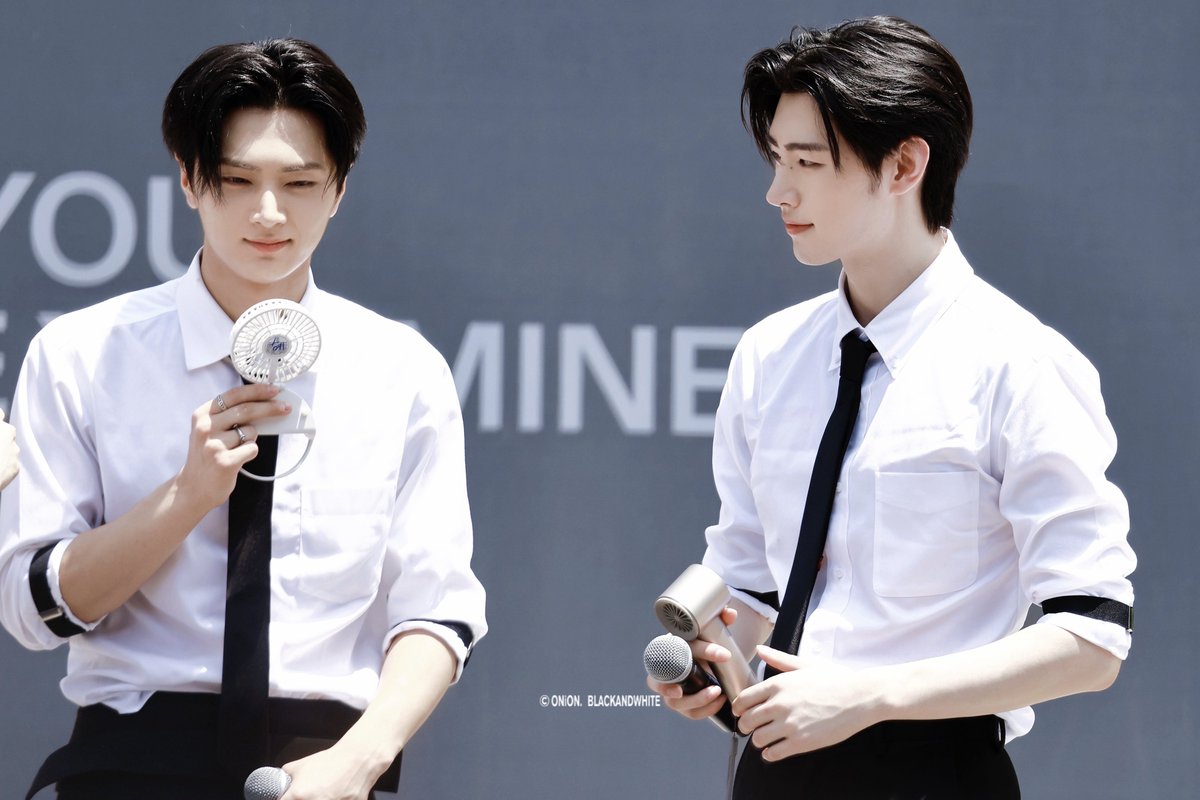 250614

#JAY #SUNGHOON #흑백즈 
#종성 #성훈 #ENHYPEN