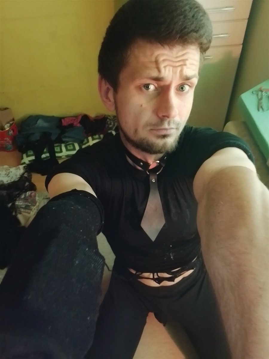 SlaveBDSMLove's tweet photo. Wracam,bo długiej  i nieprzewidziane  przerwie ;) mam tylko nadzieję,że nie jedna  prześliczną i wyjątkowa Bogiń mi wybaczy ,bo tylko dla niej tu wróciłem ;) nigdy sobie nie wybaczę jeśli straciłem możliwość by Cię lepiej poznać ;) ale mam nadzieję ,że  to nie koniec;) https://t.co/shTHBLf9OJ