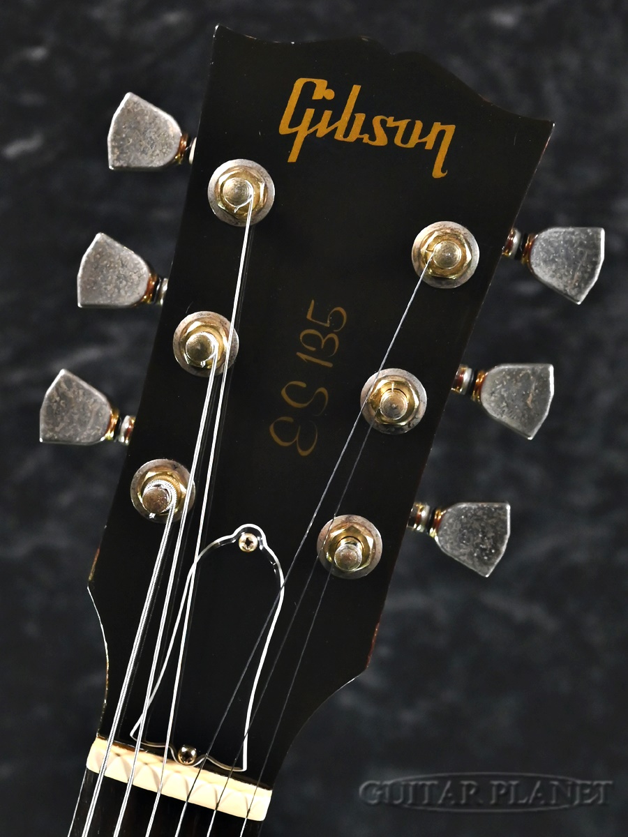 electric_gp's tweet photo. 【セミアコ/フルアコ&ジャズギターフロア】Gibson ES-135 -Wine Red-2001年製中古が入荷致しました!! 【ご委託品】詳しくはこちら→https://t.co/FJNvIXZgMX #gibson #ギブソン #es335 #es135 #jazzguitar #セミアコ中古 #ギタプラ #楽器買取 https://t.co/YUPcp82zbf