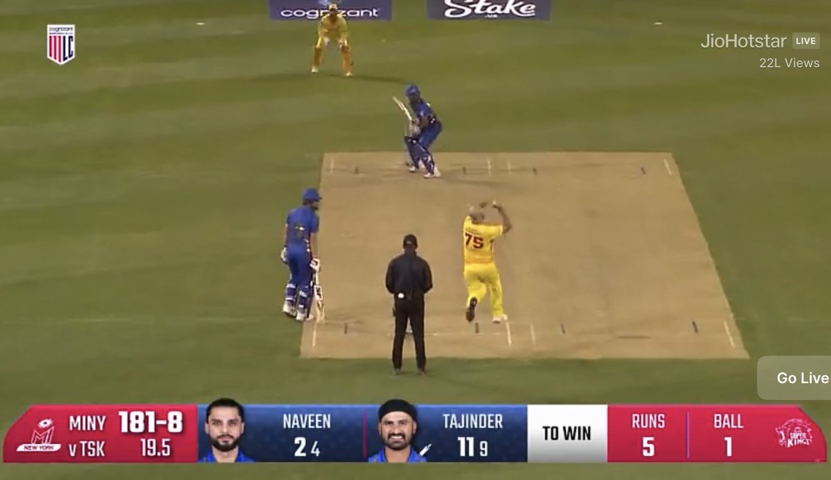 Itz_aarav_07's tweet photo. Daryl Mitchell defended 9 runs in the last over😳🔥
- TSK won by 3 runs💛
#MLCCricket #MLC2025 https://t.co/4ukaSIPFGn