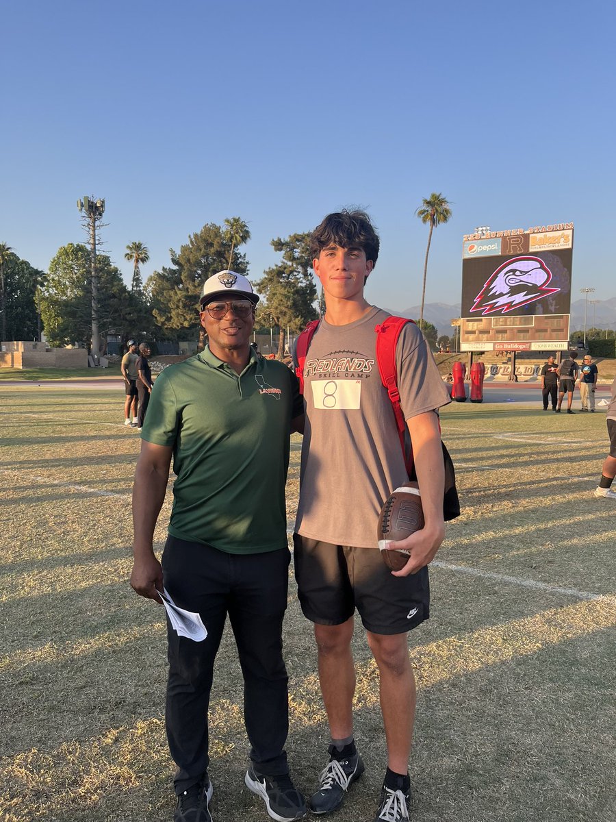 Keegan Campuzano (@keegan_campy7) on Twitter photo Extremely blessed to receive an offer from The University of La Verne
<a href="/Pcoachdub1/">Coach Phil Wash</a> <a href="/CoachJPRoberts/">Coach John Roberts</a> <a href="/ULV_Football/">La Verne Leopards Football</a> <a href="/EtiwandaFB/">Etiwanda High Football</a> <a href="/GregBiggins/">Greg Biggins</a> <a href="/adamgorney/">Adam Gorney</a> Extremely blessed to receive an offer from The University of La Verne
<a href="/Pcoachdub1/">Coach Phil Wash</a> <a href="/CoachJPRoberts/">Coach John Roberts</a> <a href="/ULV_Football/">La Verne Leopards Football</a> <a href="/EtiwandaFB/">Etiwanda High Football</a> <a href="/GregBiggins/">Greg Biggins</a> <a href="/adamgorney/">Adam Gorney</a>