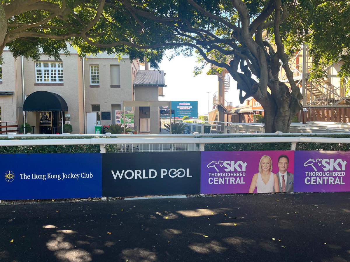 We’re all set at Eagle Farm! 🙌🇦🇺

Two #WorldPool races coming up – G1 Stradbroke Handicap (R8) and G2 HKJC World Pool Q22 (R9).