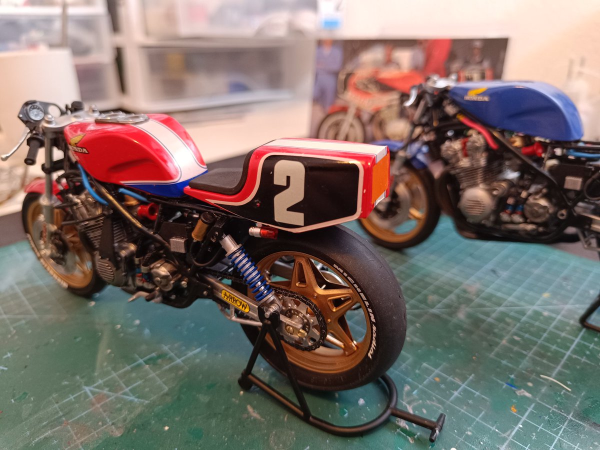voromont's tweet image. Me preguntan porque pierdo el tiempo con maquetas viejas ya montadas, restos de otras, etc...mi respuesta👇🏼
#tamiya #honda #RS1000 #modeler