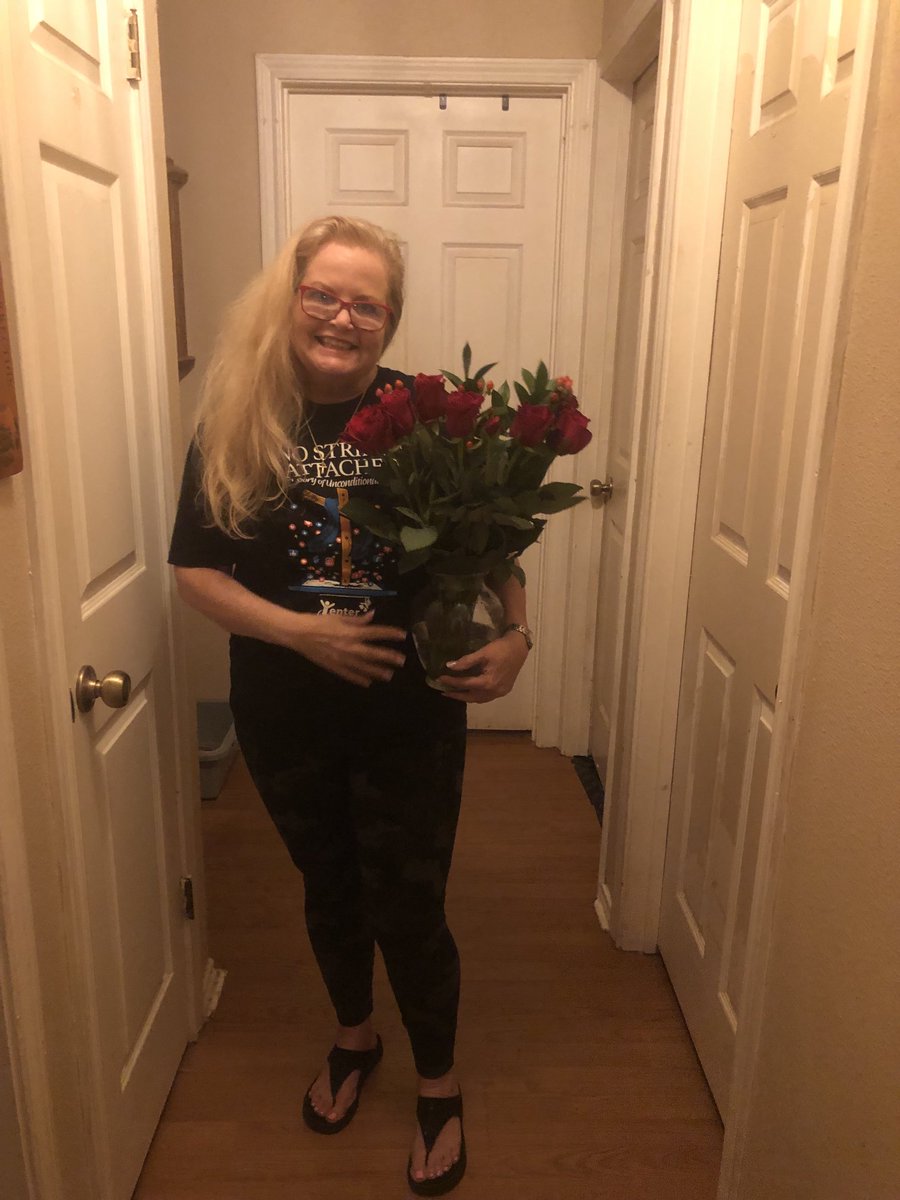 sheree42707426's tweet photo. #SkyhawkPride #SkyhawkSummer #SummerBingo #RforRoses #PlayNight https://t.co/UmAlS6uqQX