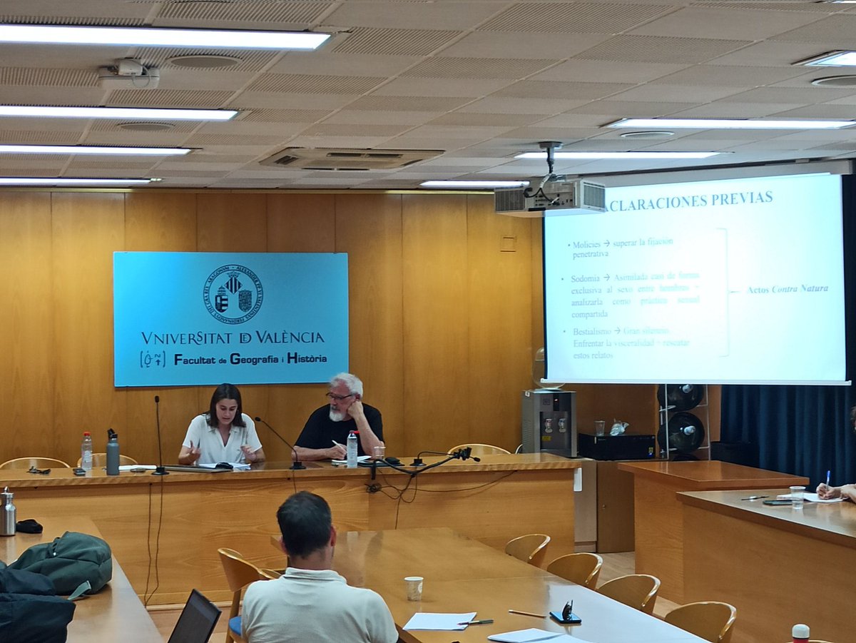 MHIMO (@mhimoxv_xix) on Twitter photo El XII Seminario de Nuevas Aportaciones arrancó ayer aproximándonos a las culturas sodomitas del Barroco con Tomás Mantecón, para seguir hacia Roma de la mano de <a href="/ArantxaSolaM/">Arantxa Sola Moragues</a>, que nos ayudó a entender el "pecado nefando" a través de los autoinculpados ante la Inquisición papal. El XII Seminario de Nuevas Aportaciones arrancó ayer aproximándonos a las culturas sodomitas del Barroco con Tomás Mantecón, para seguir hacia Roma de la mano de <a href="/ArantxaSolaM/">Arantxa Sola Moragues</a>, que nos ayudó a entender el "pecado nefando" a través de los autoinculpados ante la Inquisición papal.