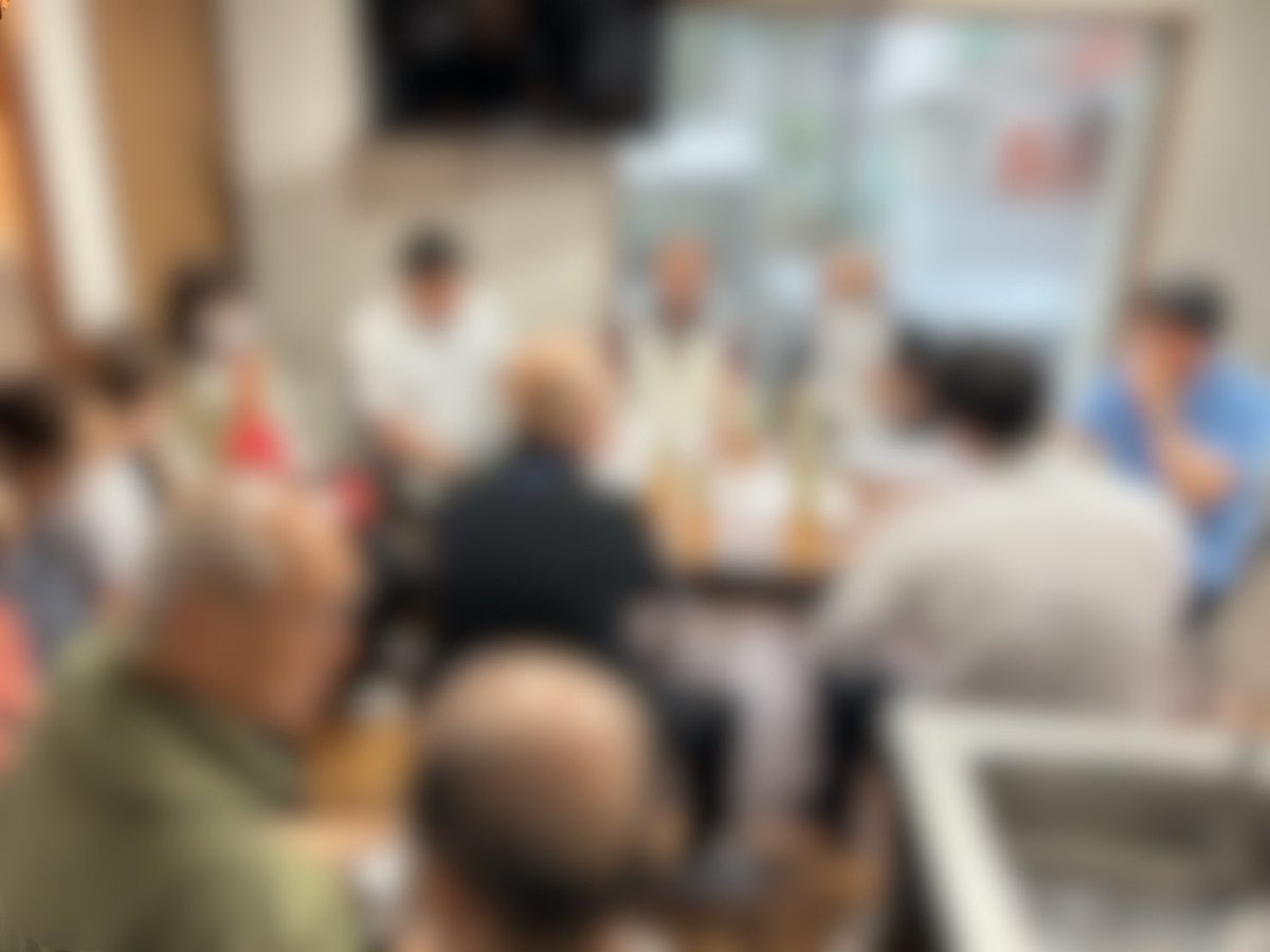 本日はふれあい喫茶(味原)→昭和男のロマン喫茶(聖和)→区内の民泊説明会に同席をさせて頂きました。

特区民泊の住民説明会に参加しましたが、課題山積で今すぐにでも新規民泊の申請は止める必要があるなと思いました。

これは完全な失政です。

#天王寺区を日本一の文教地域へ
#須藤しょうた