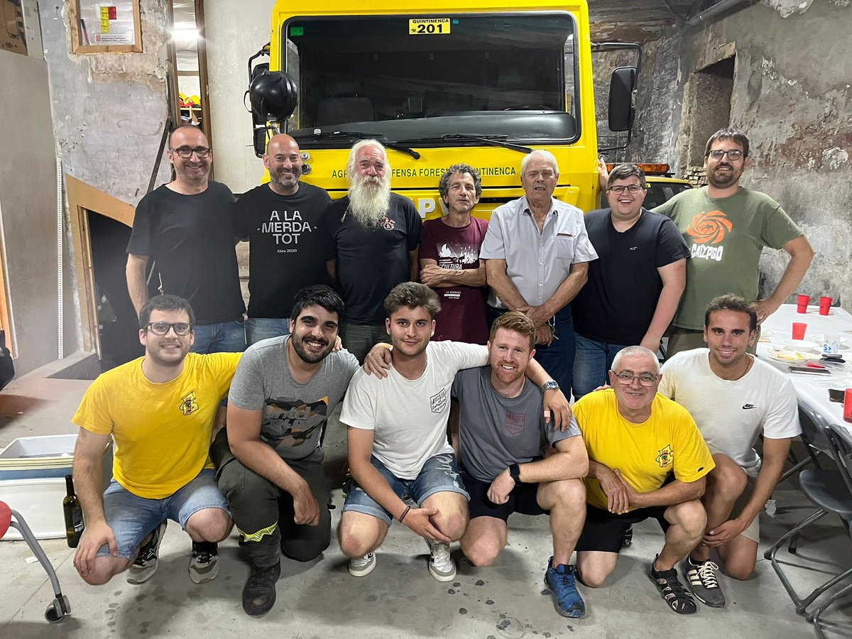 🙌🏼 Ahir vam celebrar el sopar d’inici de temporada de l’ADF Quintinenca.
✅ Equip preparat per un nou estiu i tot el que faci falta.

<a href="/sfadfcat/">SFADF</a> <a href="/federacioADF_PG/">Federació ADF_PG</a>