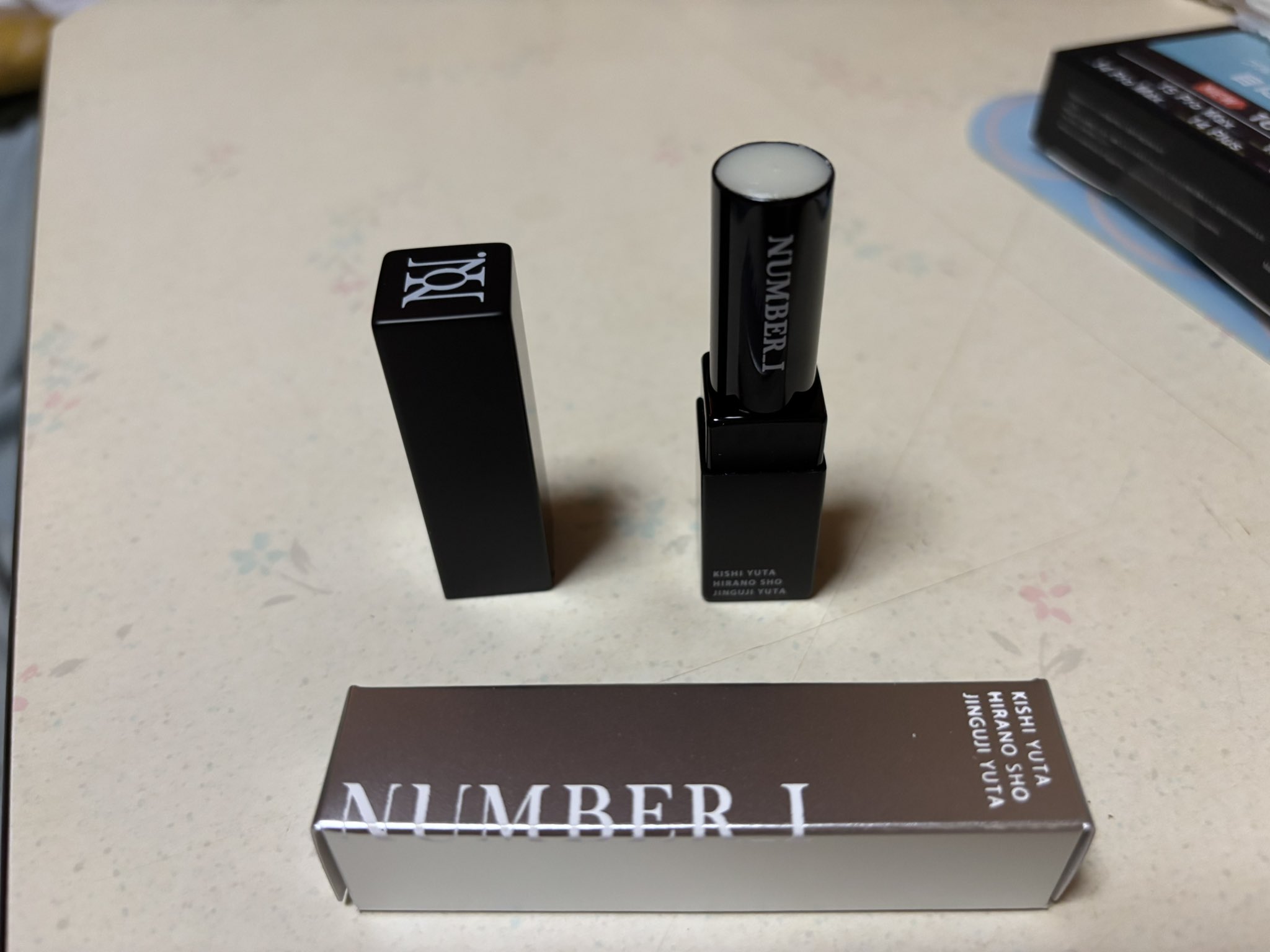 Number_i リップ Number_i オリジナルリップバーム発売 | Number_i memorandom