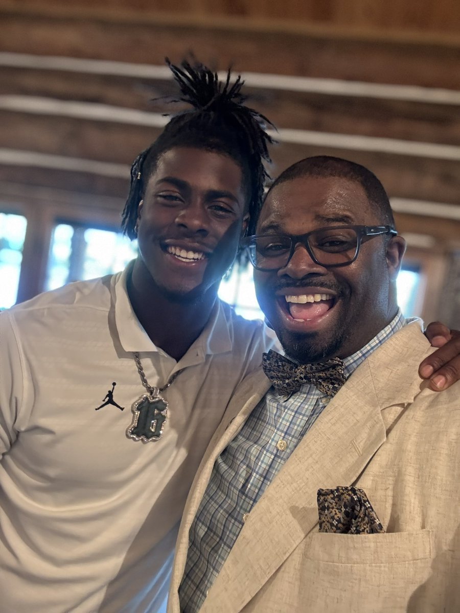 Mdennis (@mdennis232) on Twitter photo <a href="/itsdanielokoye/">Danny "🅿️hantom" Okoye</a> it was so amazing getting to spend some time with you my guy. Thanks for your support!!! <a href="/itsdanielokoye/">Danny "🅿️hantom" Okoye</a> it was so amazing getting to spend some time with you my guy. Thanks for your support!!!