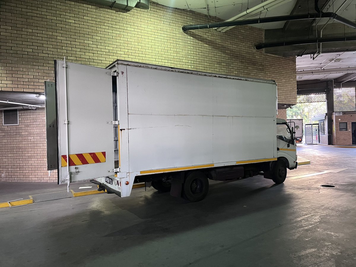LuvhengoMotors's tweet image. @LuvhengoMotors your #1 delivery company. Appreciations to @kasiherofoundation and their sponsors for entrusting us with the delivery of their inventory. Contact us on 0662243911 for all your delivery needs.