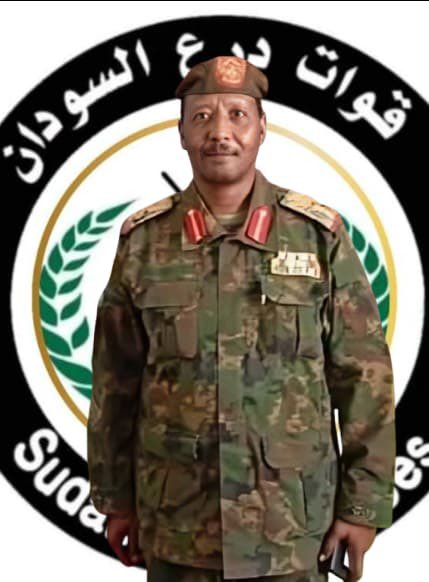 sudanshiled0's tweet image. تسمية العقيد ركن يوسف حسب الدائم عمر ناطقا رسميا بإسم قوات درع السودان، العقيد ركن يوسف من أبناء الكلية الحربية السودانية الدفعة 44، وقد عمل بمعظم أفرع القوات المسلحة السودانية، كما عمل قائدا للقوات المشتركة السودانية الليبية وأحيل للتقاعد في سبتمبر 2021 ..
#قوات_درع_السودان…